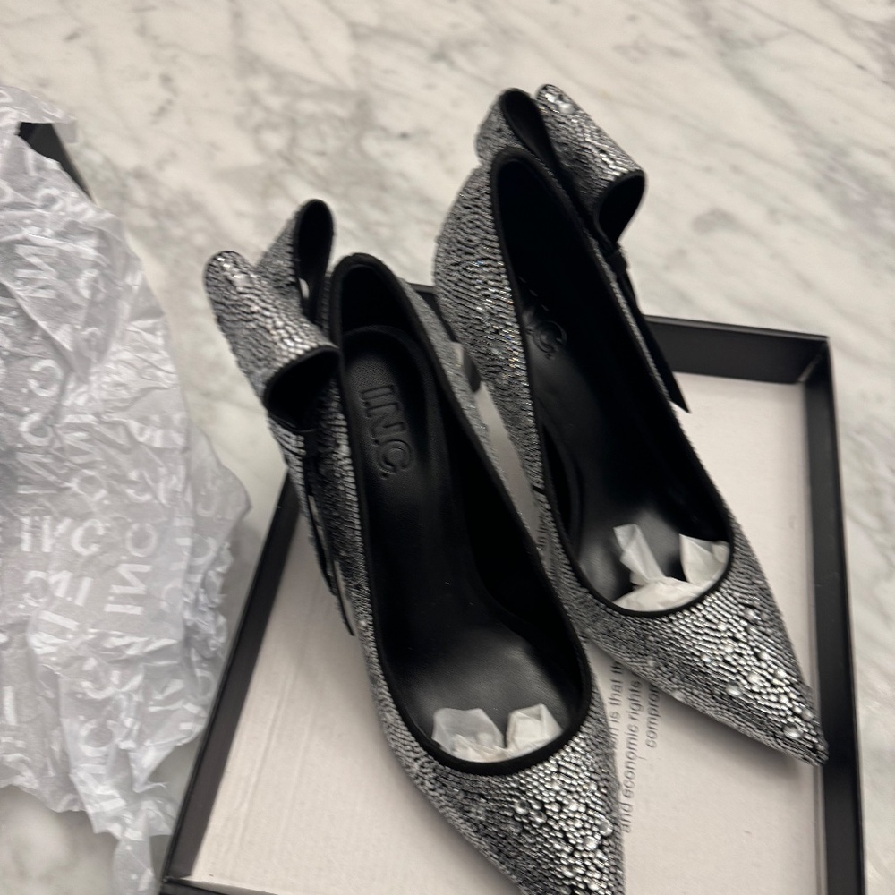 Brand New I.N.C. International Concepts Silvee Bow Black Bling Pumps - Size 7.5M - Picture 5 of 6